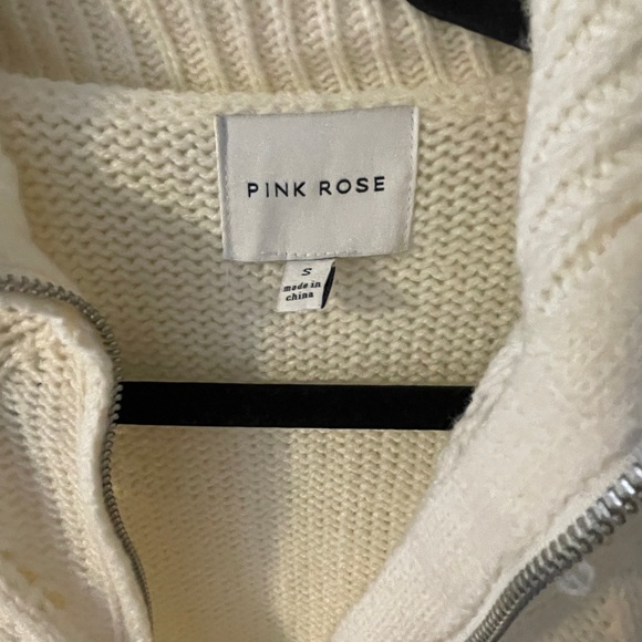 Sweater - Picture 4 of 5